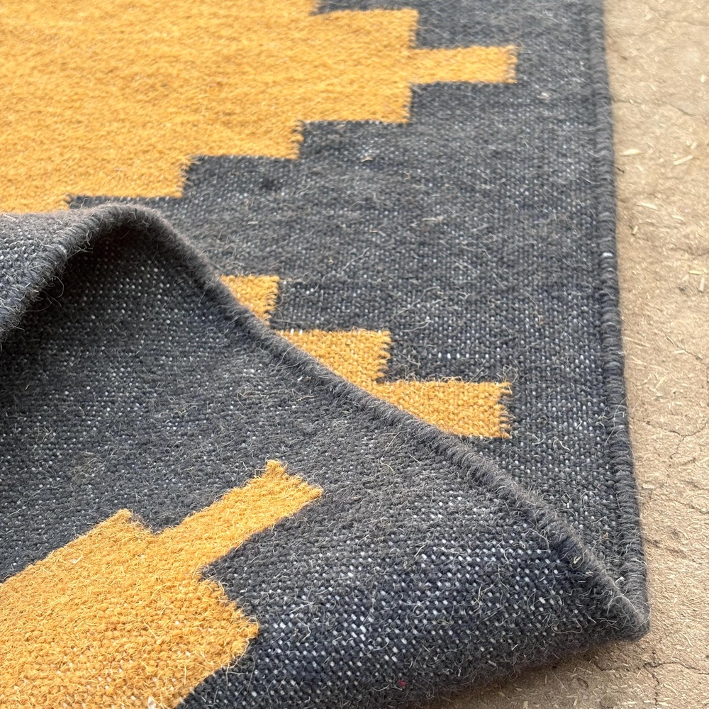 Handmade Multicolor Wool Vintage Dhurrie For Home